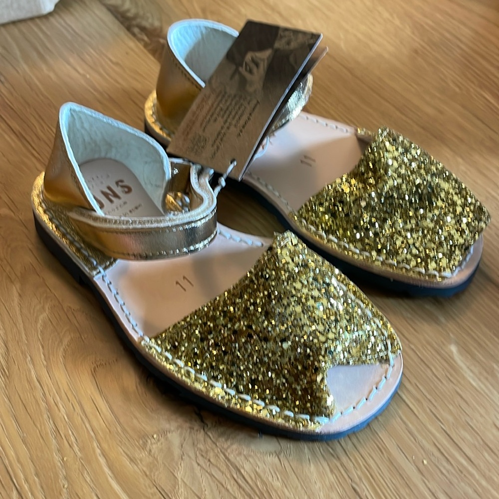 Gold Glitter Pons